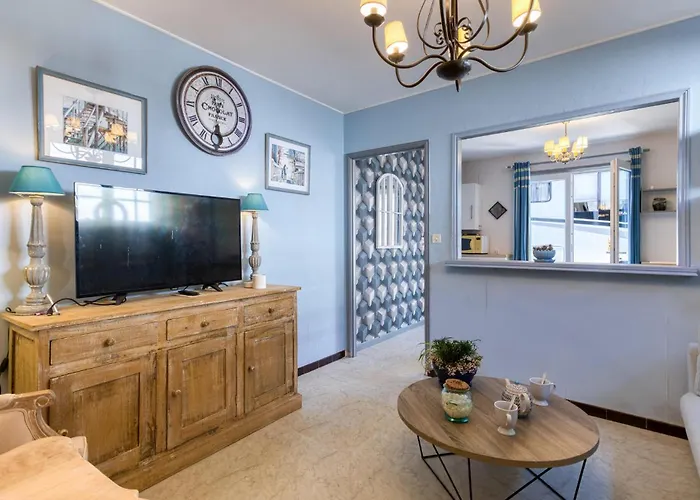 Charmante Maison Avec Piscine *