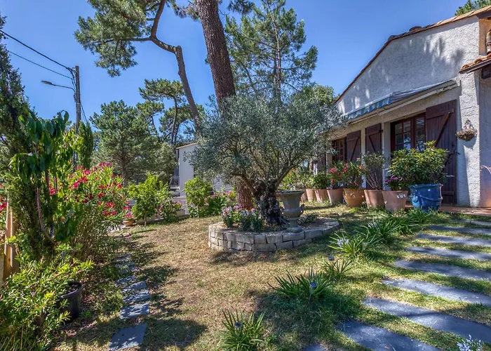 Charmante Maison Avec Piscine Сasa de vacaciones *