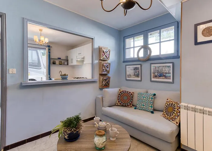 Charmante Maison Avec Piscine