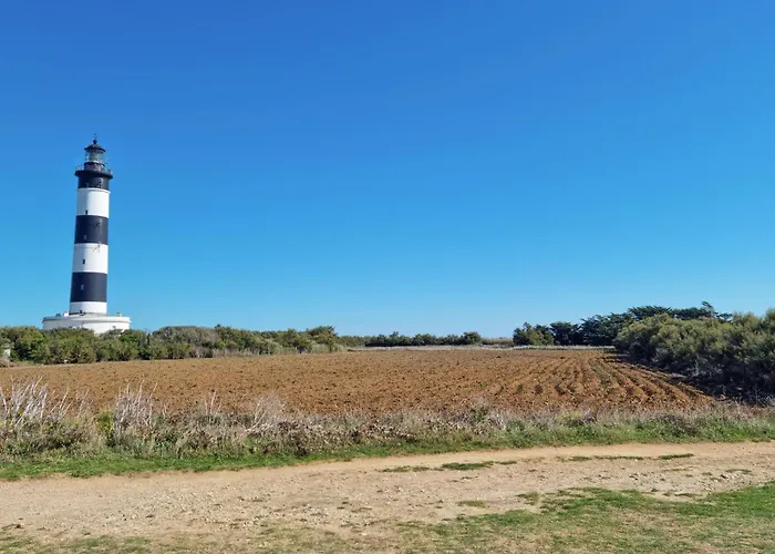 Сasa de vacaciones Charmante Maison Avec Piscine *