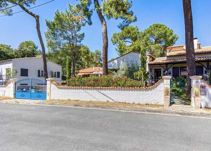 Сasa de vacaciones Charmante Maison Avec Piscine